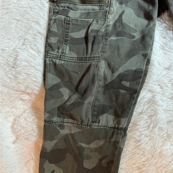Y2k Union Bay Camo Pants - Picture 10 of 11